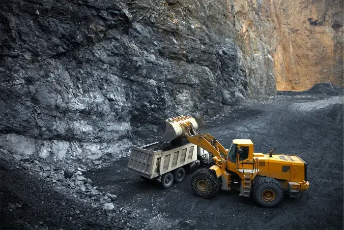 2 ASX 200 mining stocks surging to new 52 week high