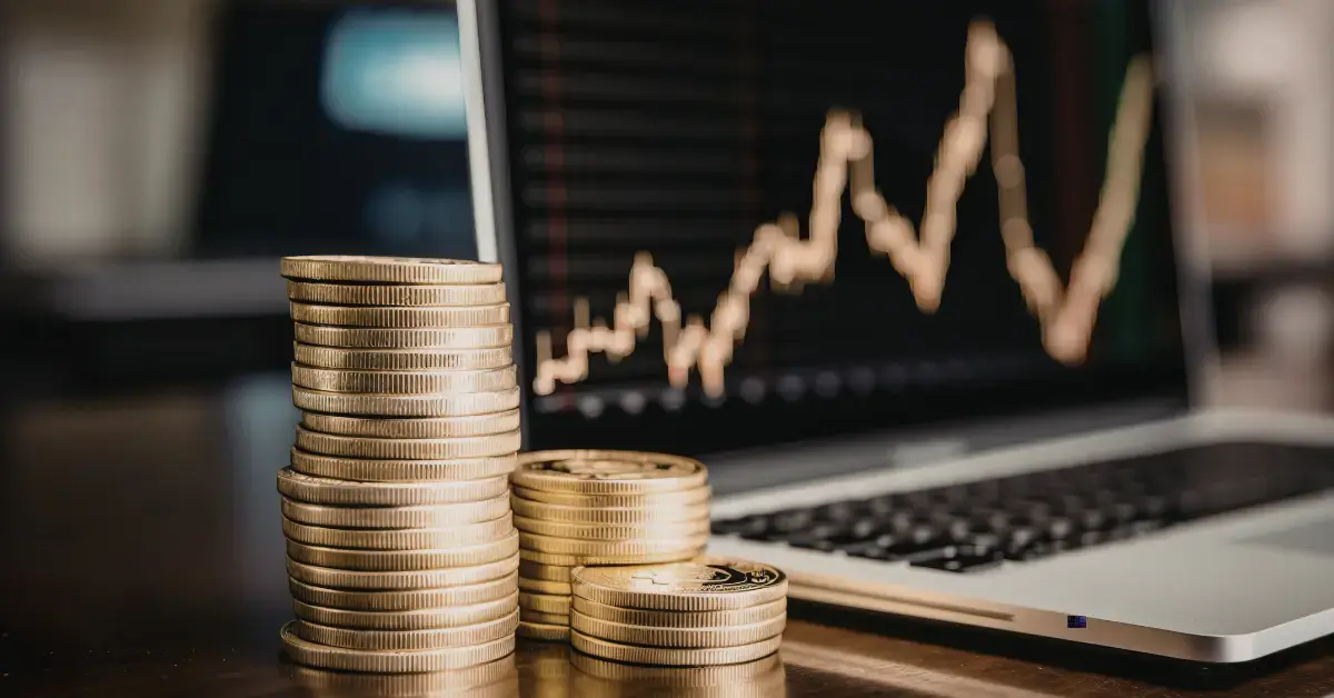 2 ASX 200 gold stocks jumping higher