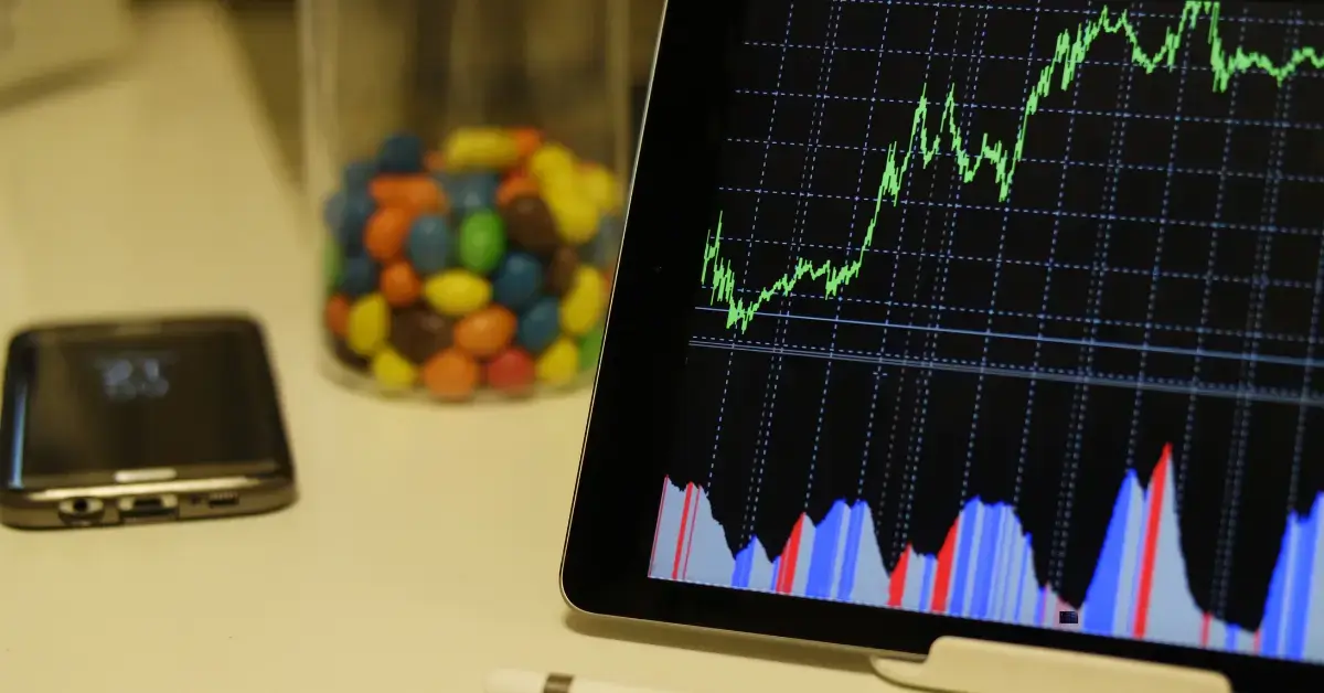 ASX 200 stock hitting 52 week high in market meltdown