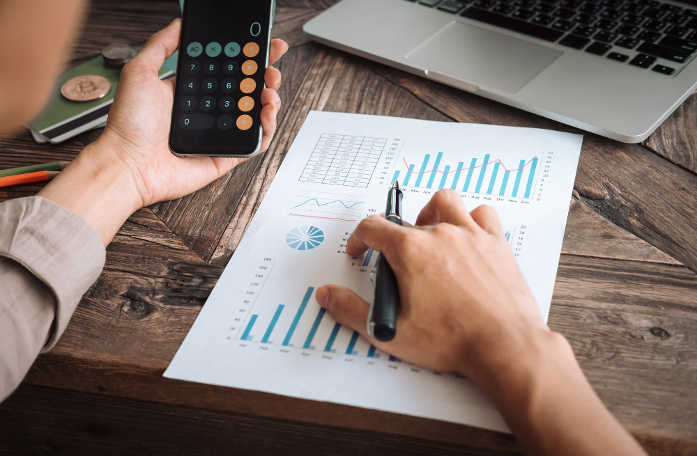 Dividend Yield vs. Growth: Investor's Priorities?