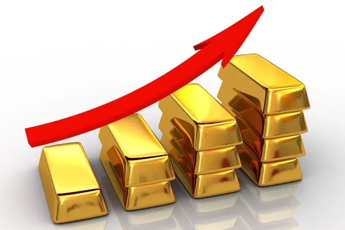 2 ASX 200 Gold Shares Making Moves on Big News Today