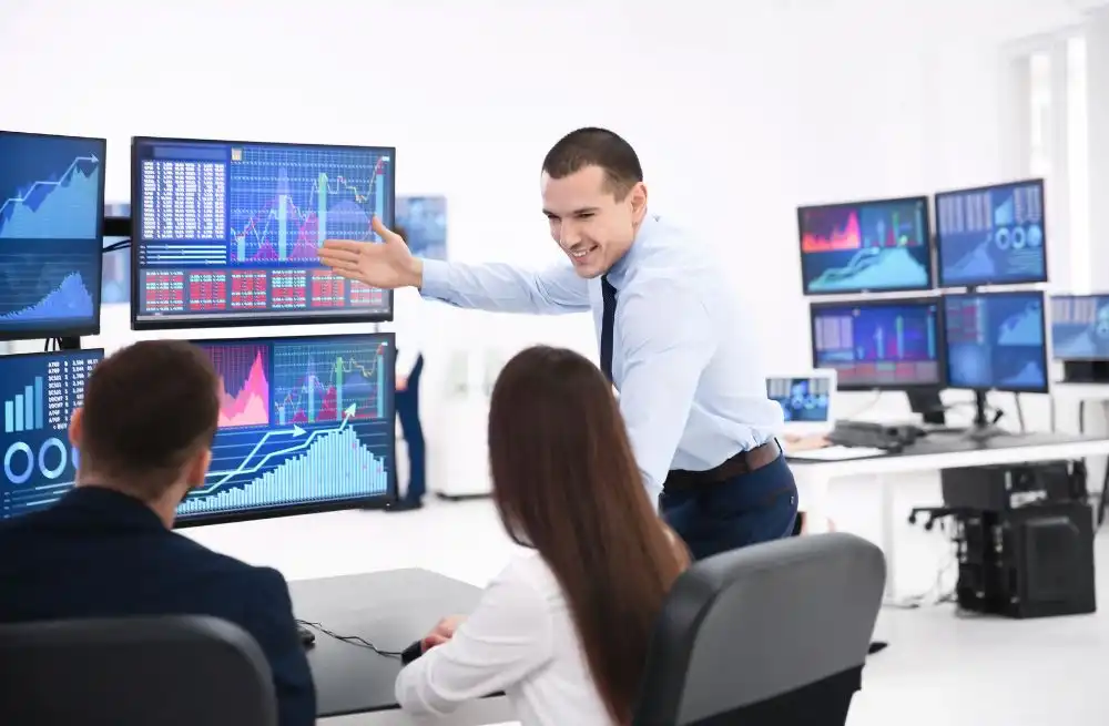 TD SYNNEX CORP